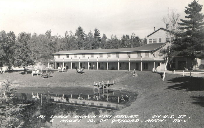 Au Sable Ranch and Ski Resort (Au Sable Ski Ranch) - Vintage Postcard